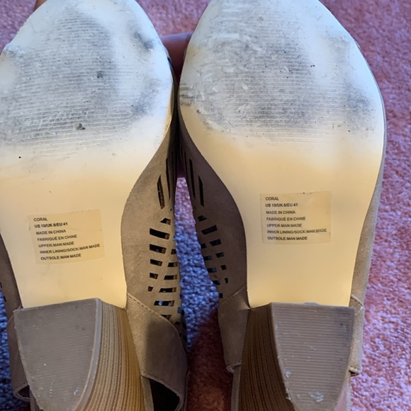 JustFab Geometric cut out detailed sandal boots EUC - Picture 5 of 11